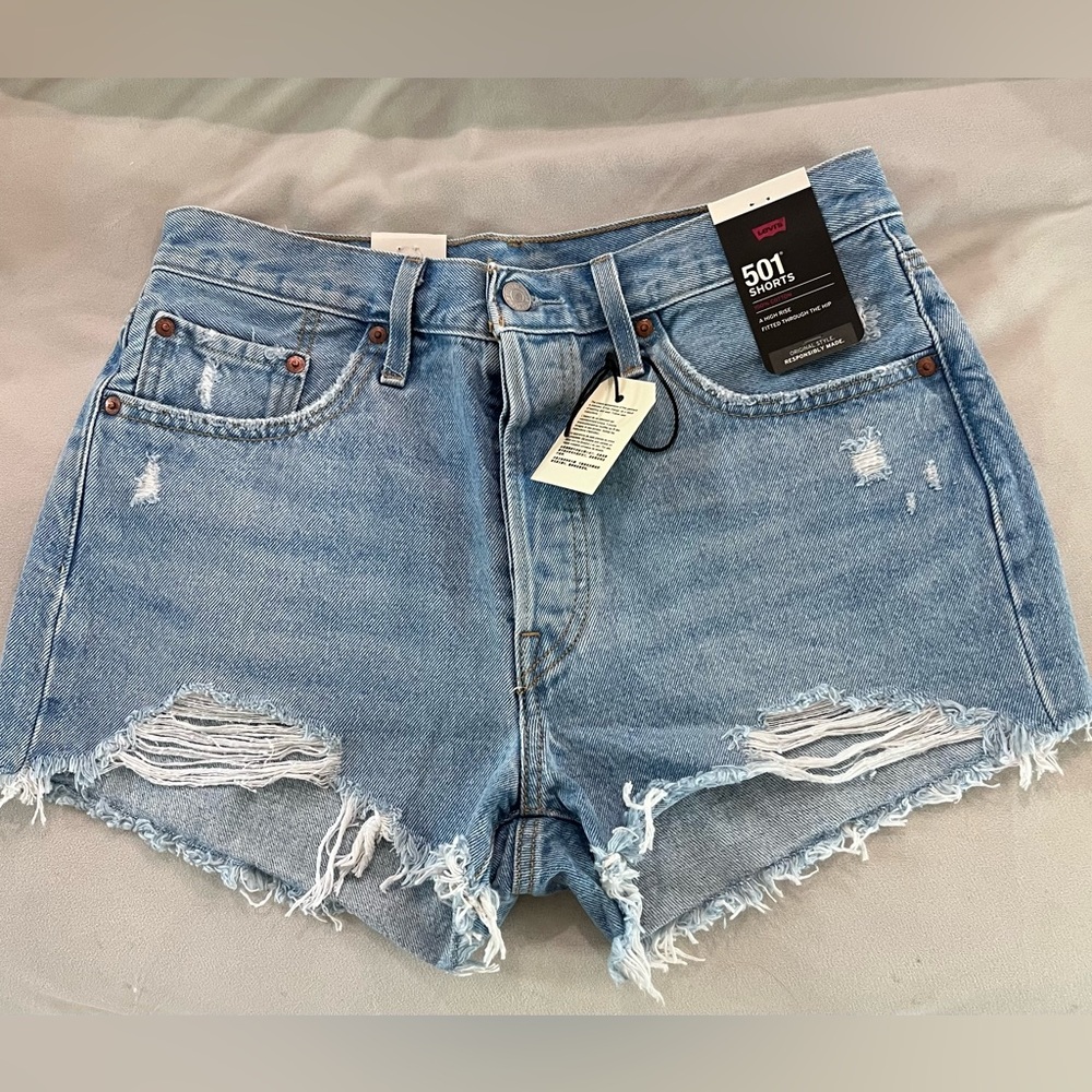 NWT levis denim shorts